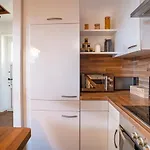 Stylish 2 Maisonette - Contactless Check-in *